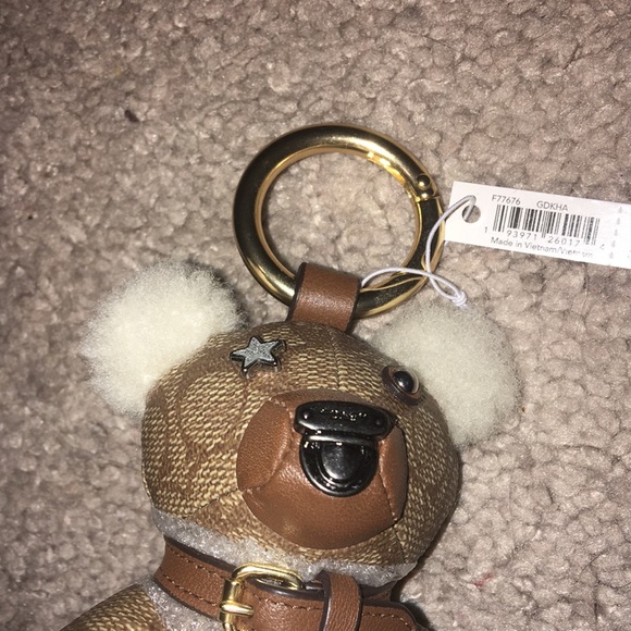 Coach New York Signature Teddy Bear Bag Charm Keychain FOB new tan F77676 - Picture 9 of 9